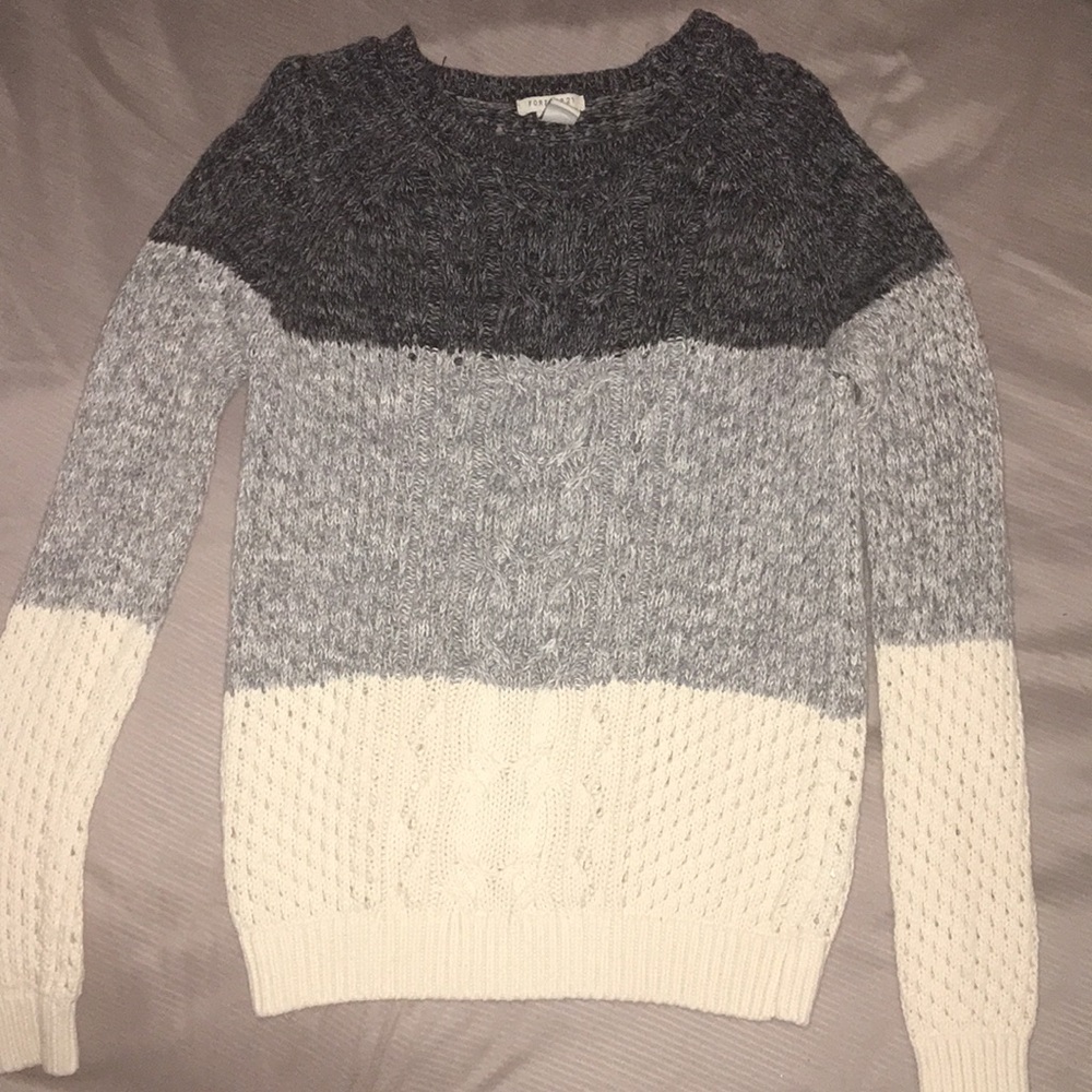 Sweater - Picture 2 of 5